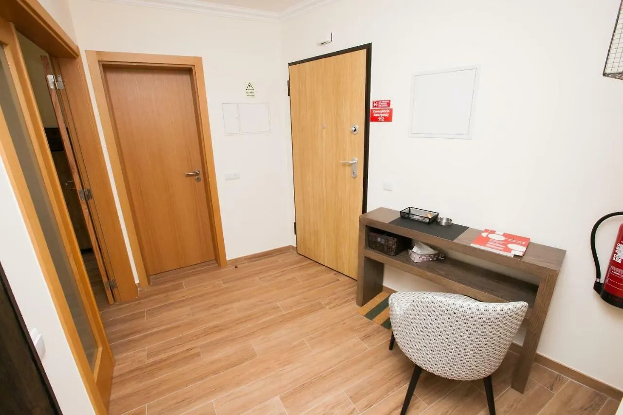Modern Luxury Apartment Near Harbor Of Albufeira