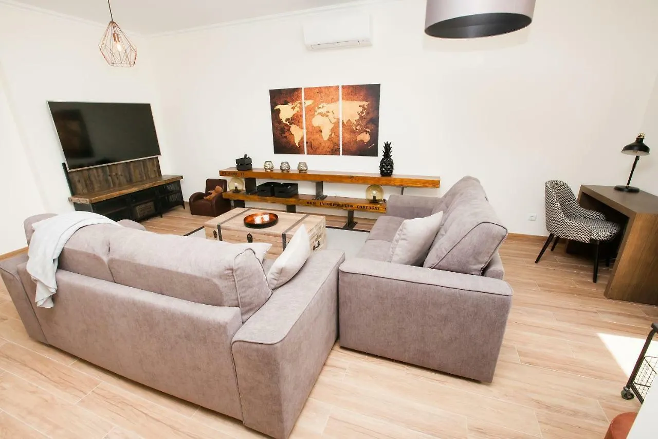 Modern Luxury Apartment Near Harbor Of Albufeira