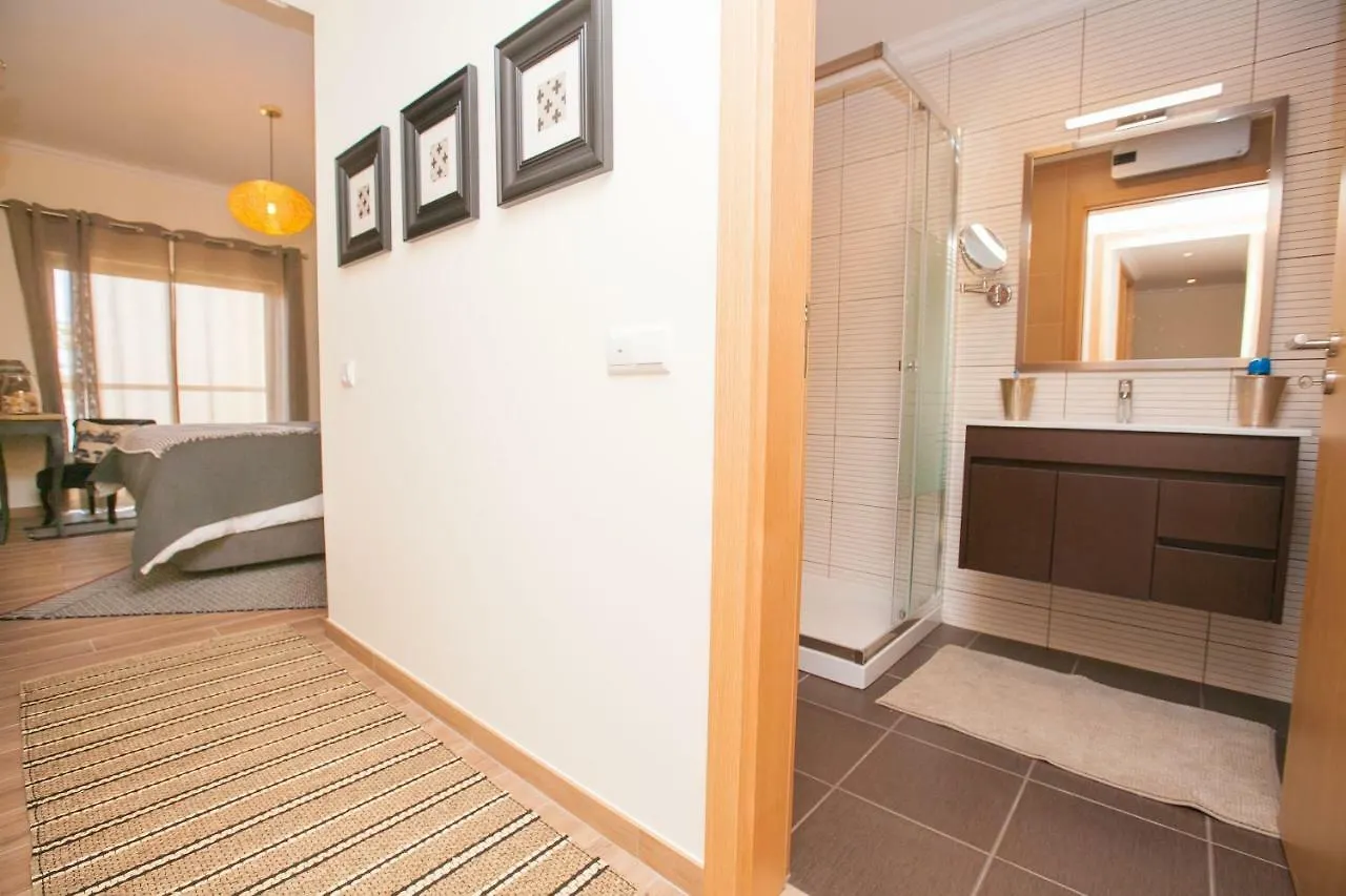 Modern Luxury Apartment Near Harbor Of Albufeira