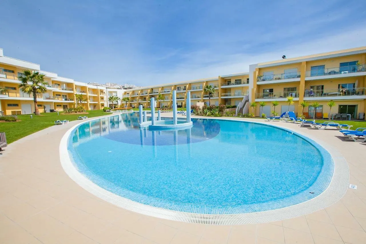 Modern Luxury Apartment Near Harbor Of Albufeira
