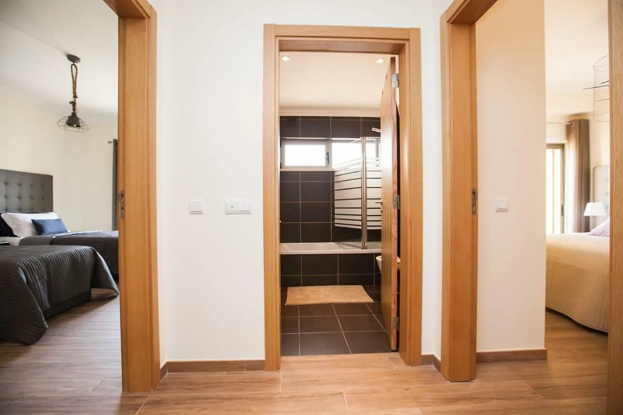 Modern Luxury Apartment Near Harbor Of Albufeira