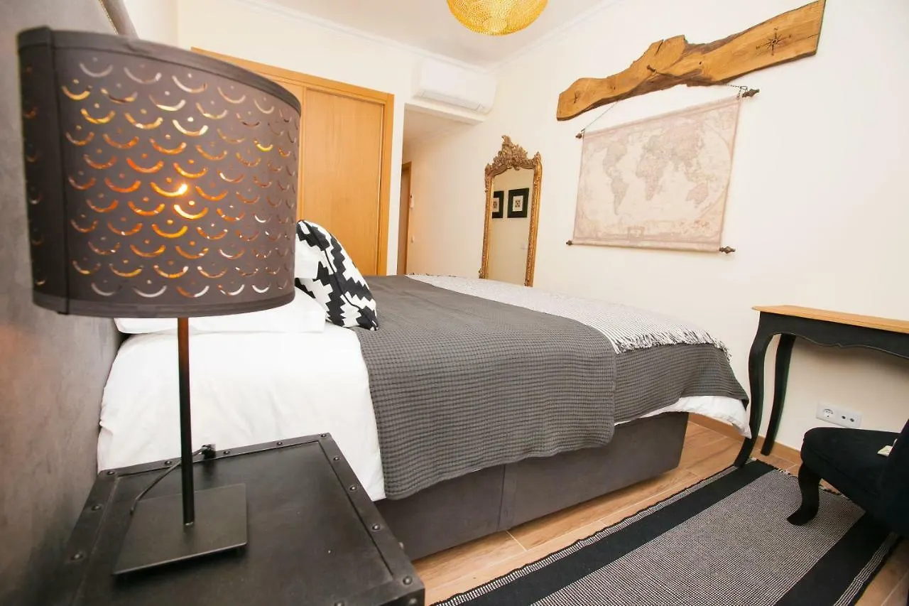 Modern Luxury Apartment Near Harbor Of Albufeira