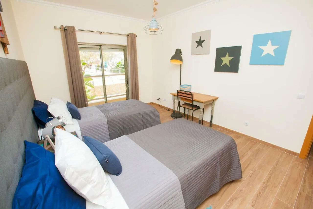 Modern Luxury Apartment Near Harbor Of Albufeira